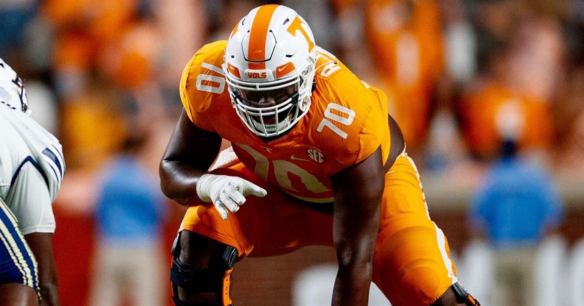 Outgoing Tennessee O-lineman announces transfer commitment