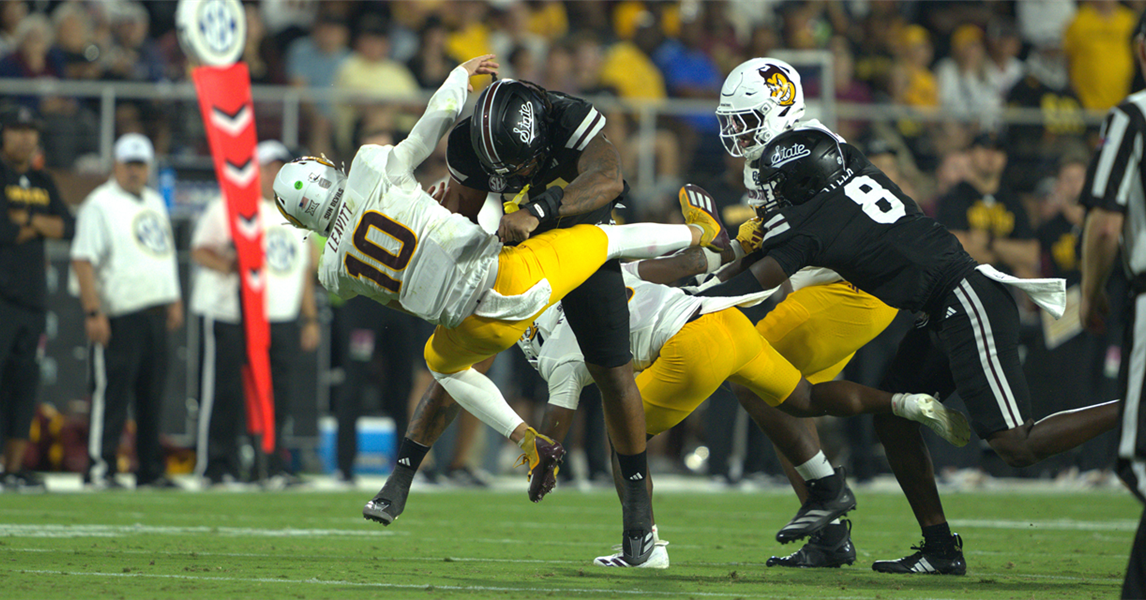 Late Mississippi State touchdown pass hands the Bulldogs a win over ...