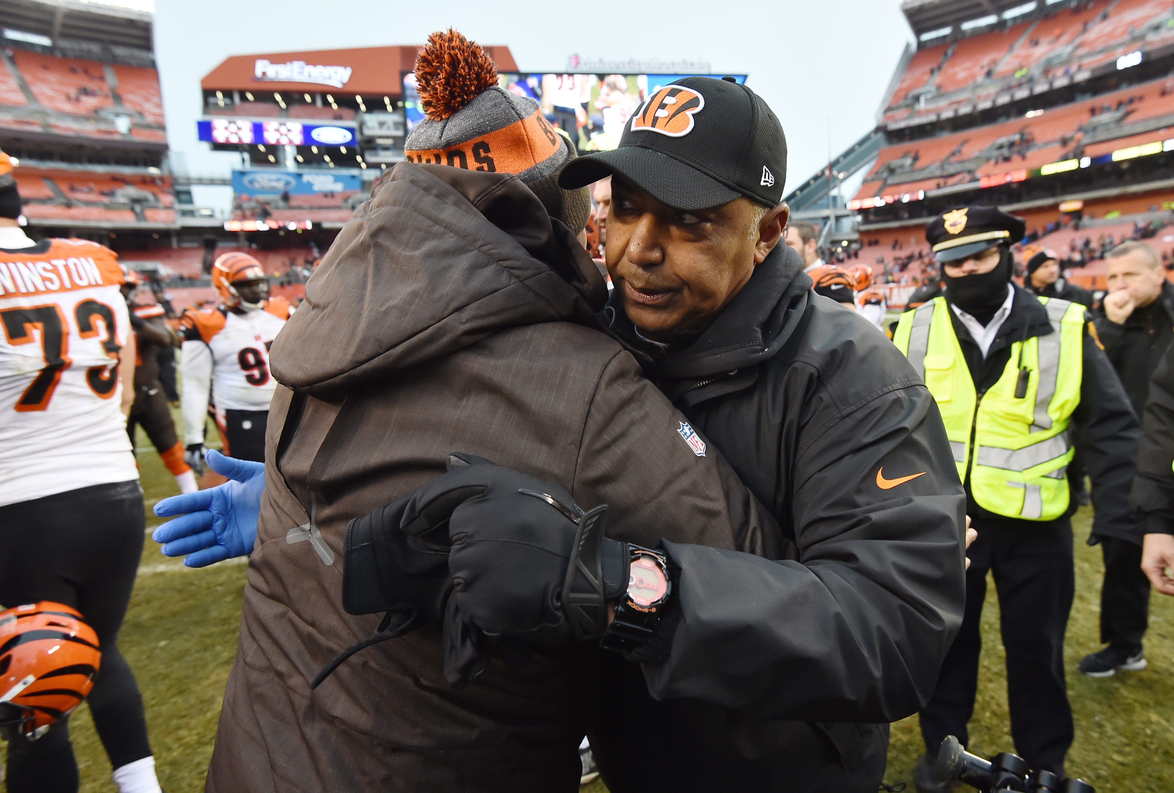 Joe Mixon Joins Rare Fraternity After Scoring 5 TDs In Bengals Win -  Steelers Depot