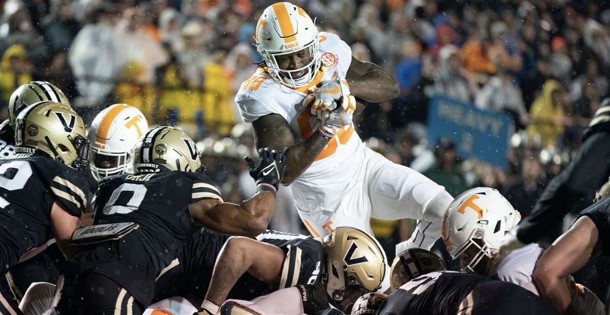 No. 10 Tennessee Trucks Vandy, 56-0