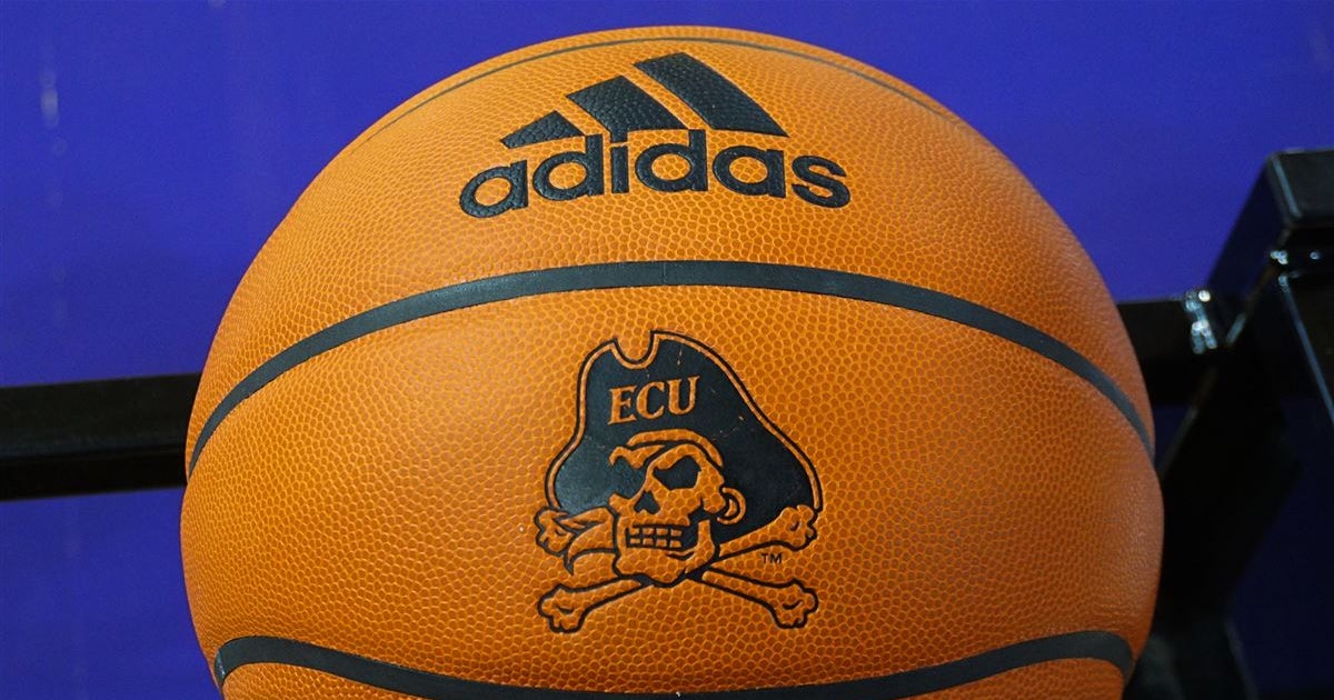 UCF 64, ECU 61: How it looked from the baselines
