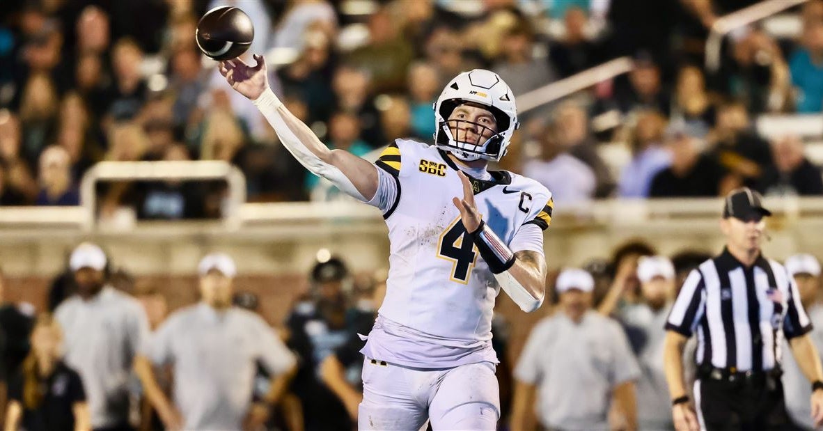 Xs and Os Breaking down film of new Vols transfer QB Joey Aguilar  247Sports Xs and Os Breaking down film of new Vols transfer QB Joey Aguilar  247Sports