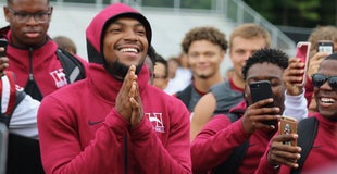 WATCH: Four-star McCollough announces commitment to Tennessee WATCH: Four-star McCollough announces commitment to Tennessee