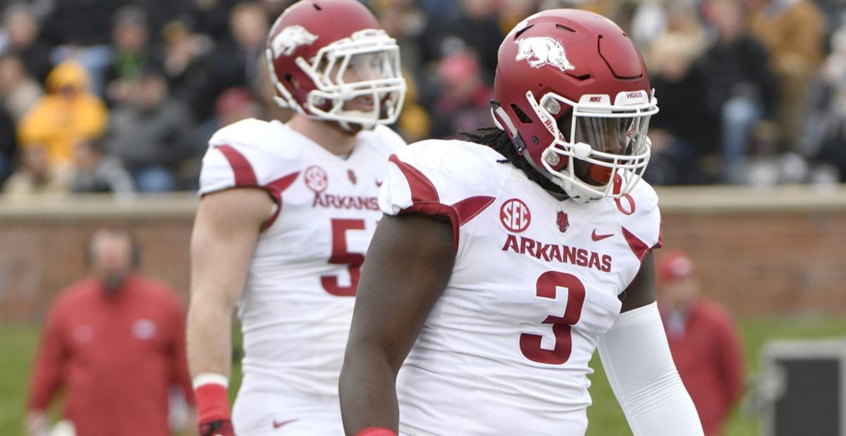 Arkansas Recruiting: McTelvin Agim Commits To The Razorbacks