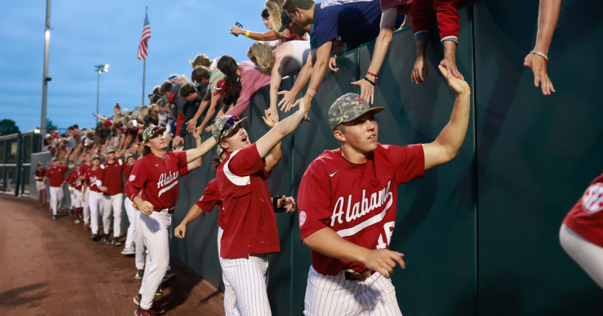 Crimson Tide baseball rolls into super regionals to keep historic