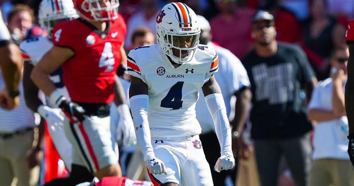 Auburn starting cornerbacks to return for 2023 season