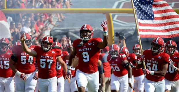 Jakobi Meyers Breaks Torry Holt's Single Season Reception Record at NC State  - Pack Insider