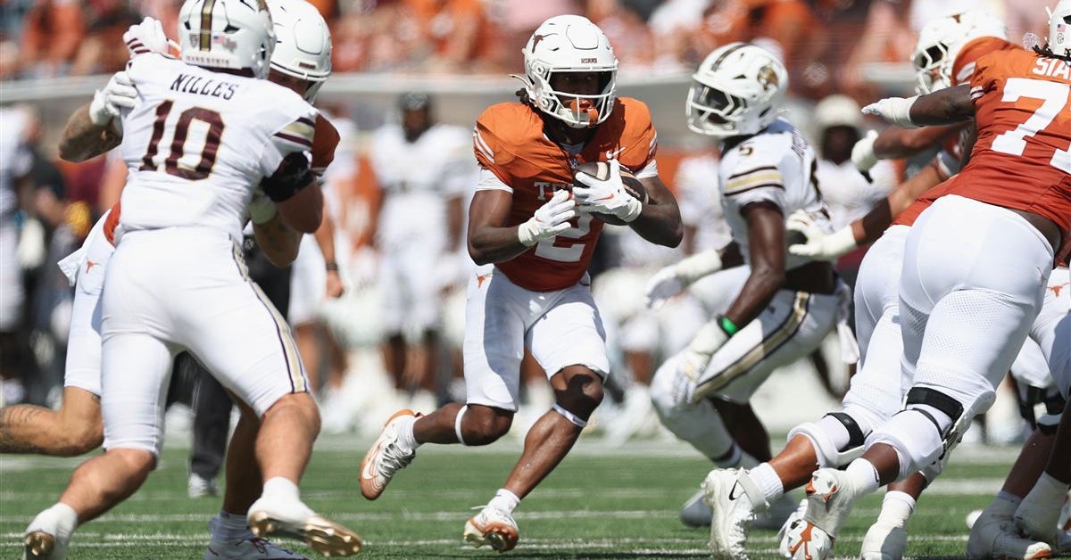 Crunching the numbers on Texas' win over Texas State: Comparing the top two RBs, rating the OL and much more