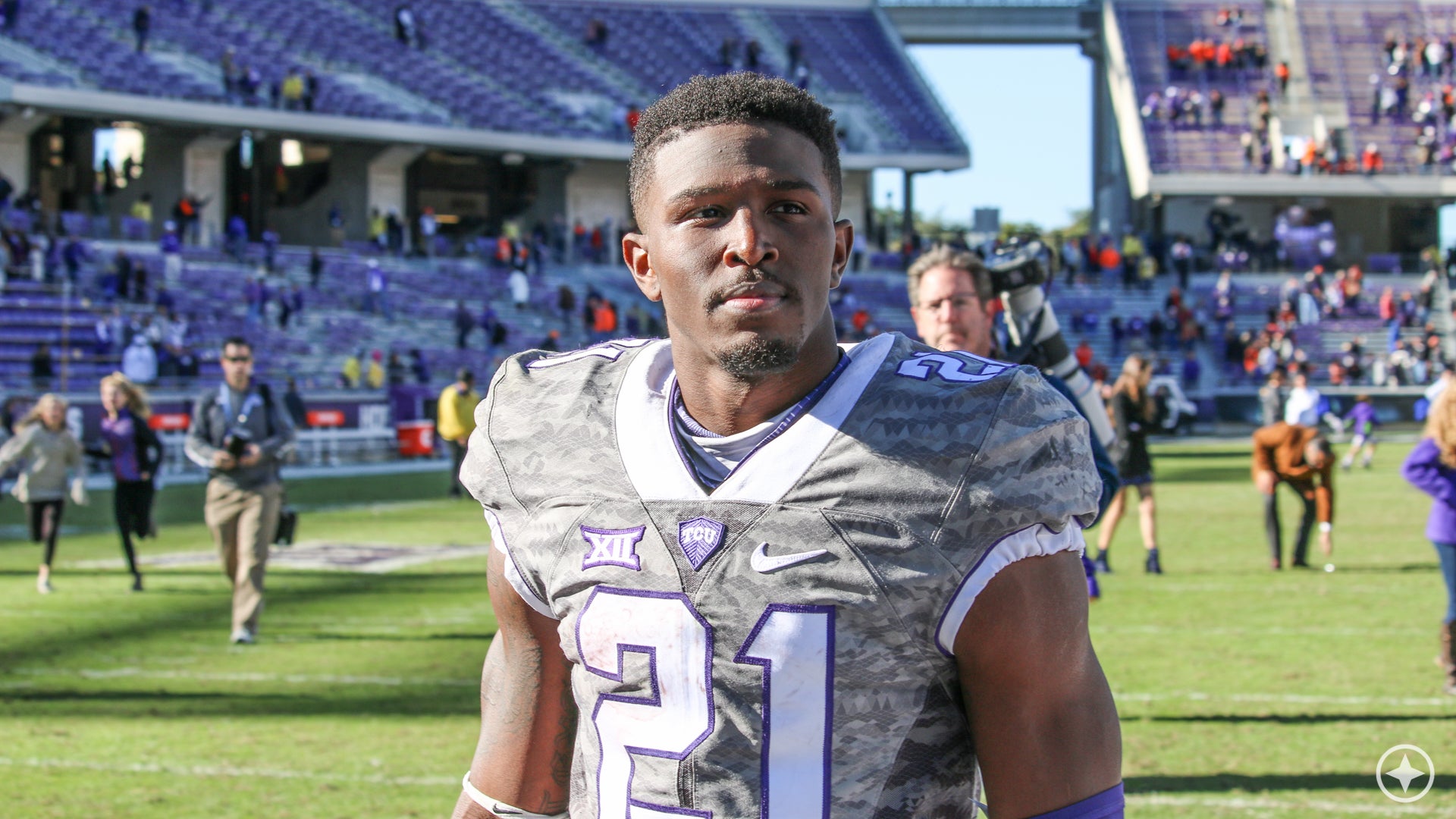 Former TCU Horned Frog LaDainian Tomlinson named a 2017 Pro Football Hall  of Fame finalist