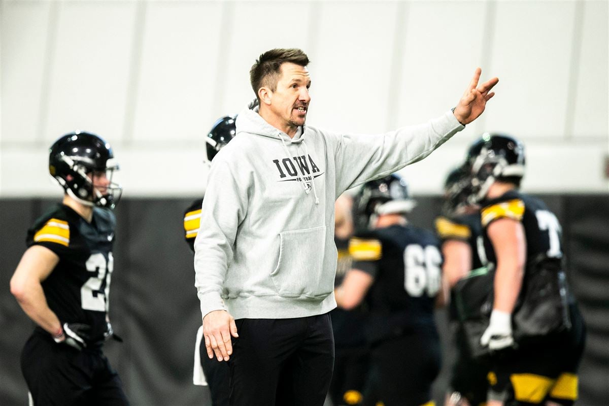 Iowa Football Dallas Clark nominated for NFF 2024 College Football
