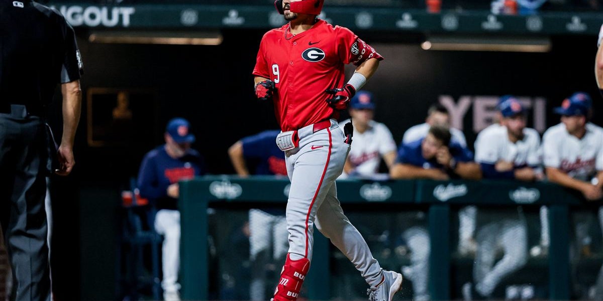 Georgia baseball ‘looks for silence’ in series-clinching victory at No. 5 Auburn