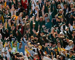 Home-Field Disadvantage? The Green Bay Packers Have Struggled At Lambeau  Field In The Playoffs