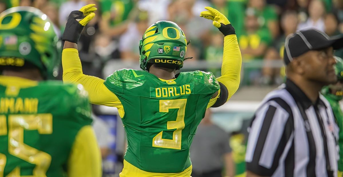 Oregon defensive lineman Brandon Dorlus announces return for 2023 season