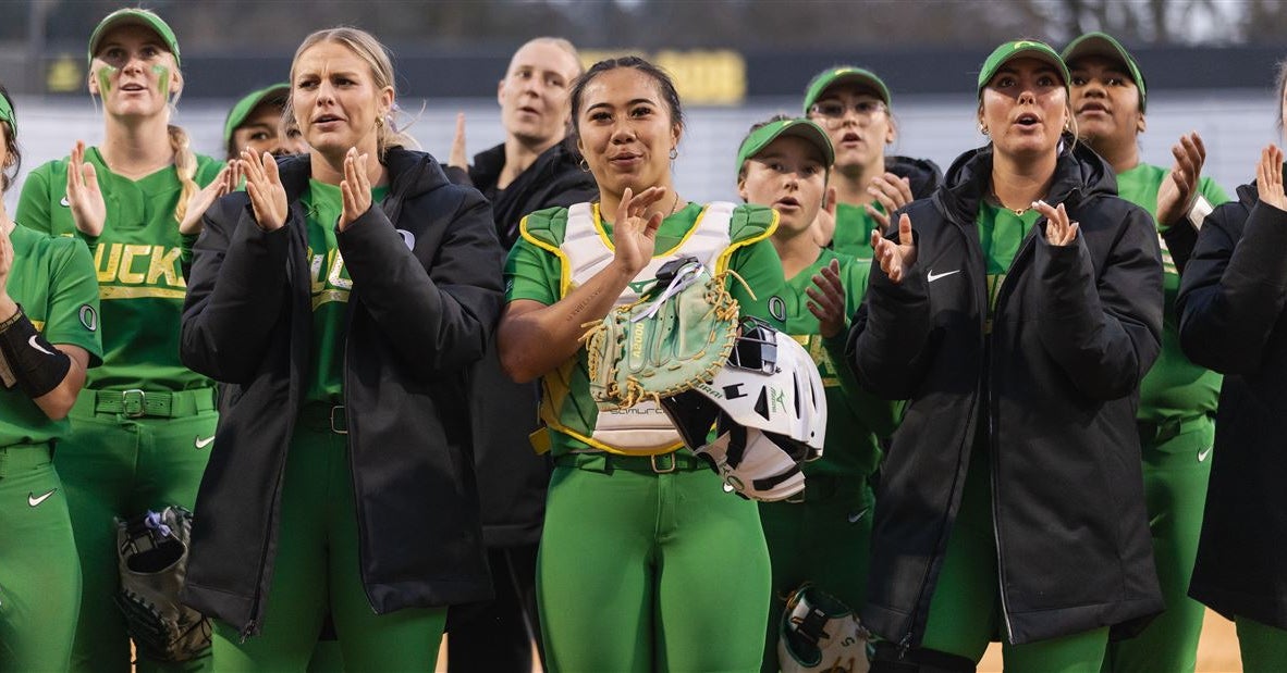 No. 5 Oregon makes quick work of Hoosiers to extend lead in Big Ten softball standings
