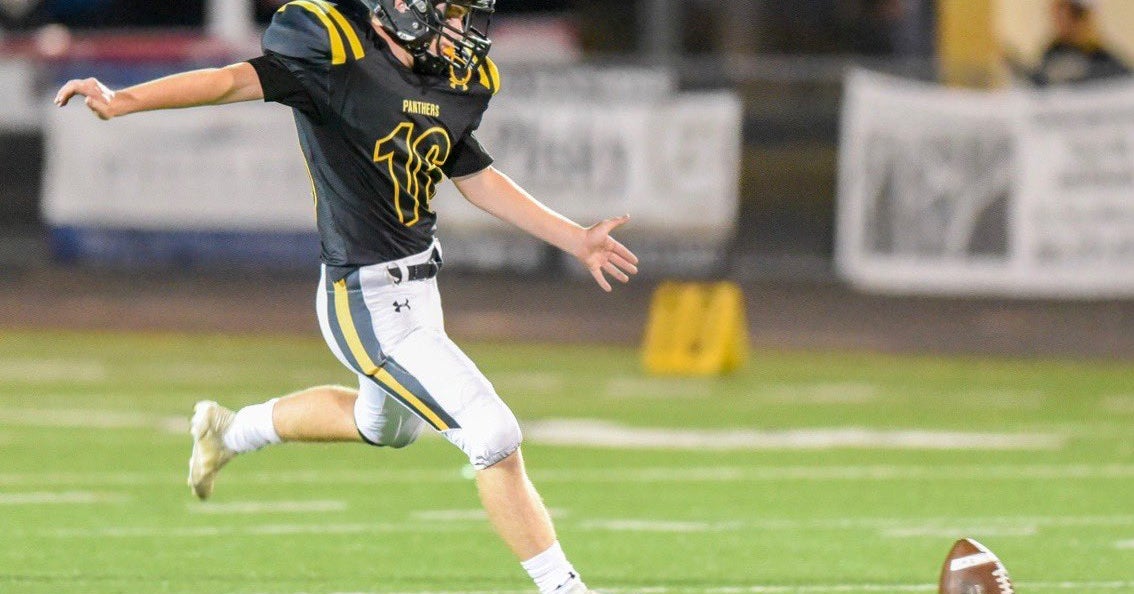 Local 2021 kicker Denis Lynch commits to USC football