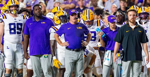 McCready: 10 Weekend Thoughts -- Quarterbacks, LSU, SEC rankings and more