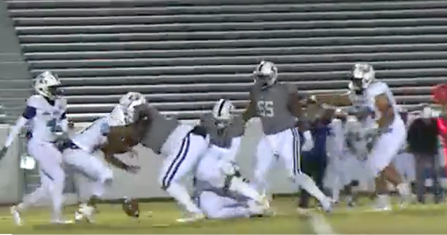 UNC Five-Star DL Commitment Travis Shaw Flashes Physical Dominance in High School Playoff UNC Five-Star DL Commitment Travis Shaw Flashes Physical Dominance in High School Playoff