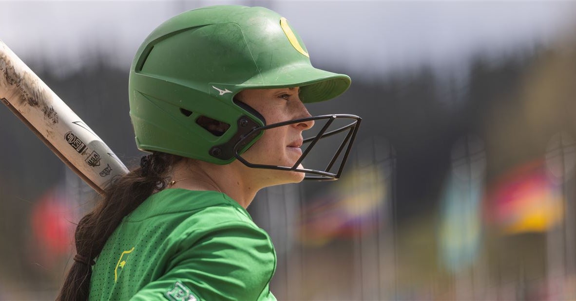 No. 6 Oregon softball blown out by No. 5 UCLA to even series