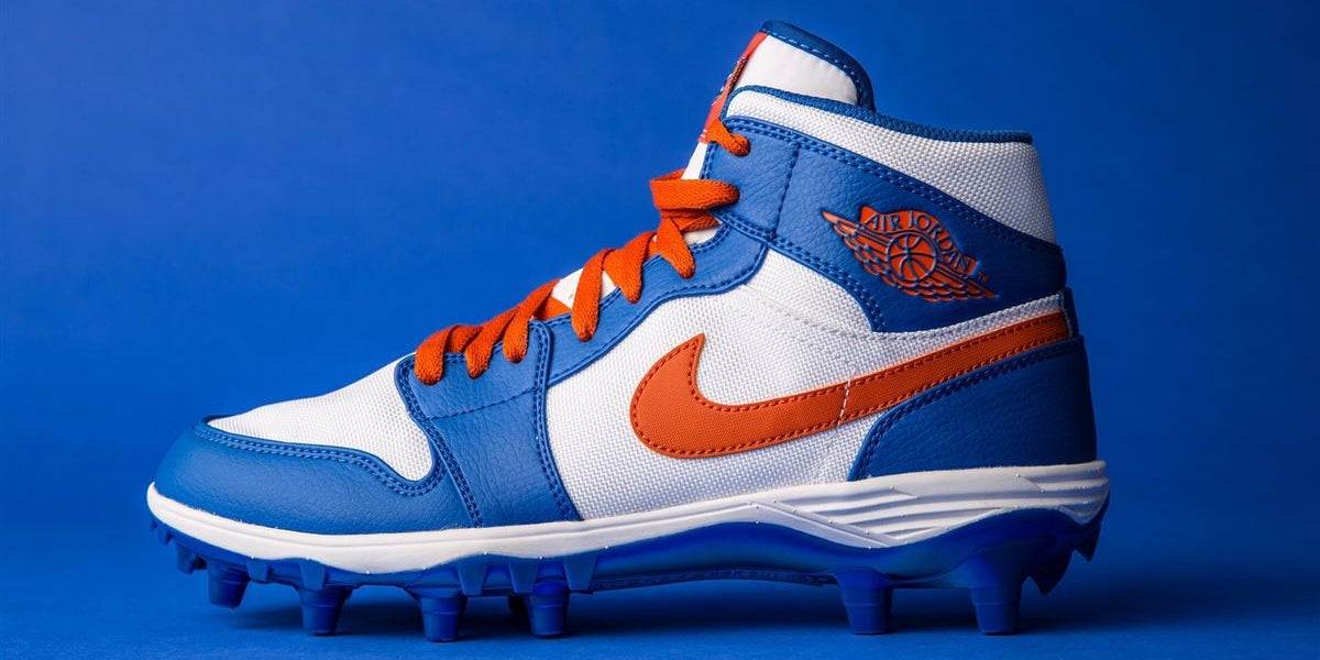 UF buy Gator Jordan Football Cleats