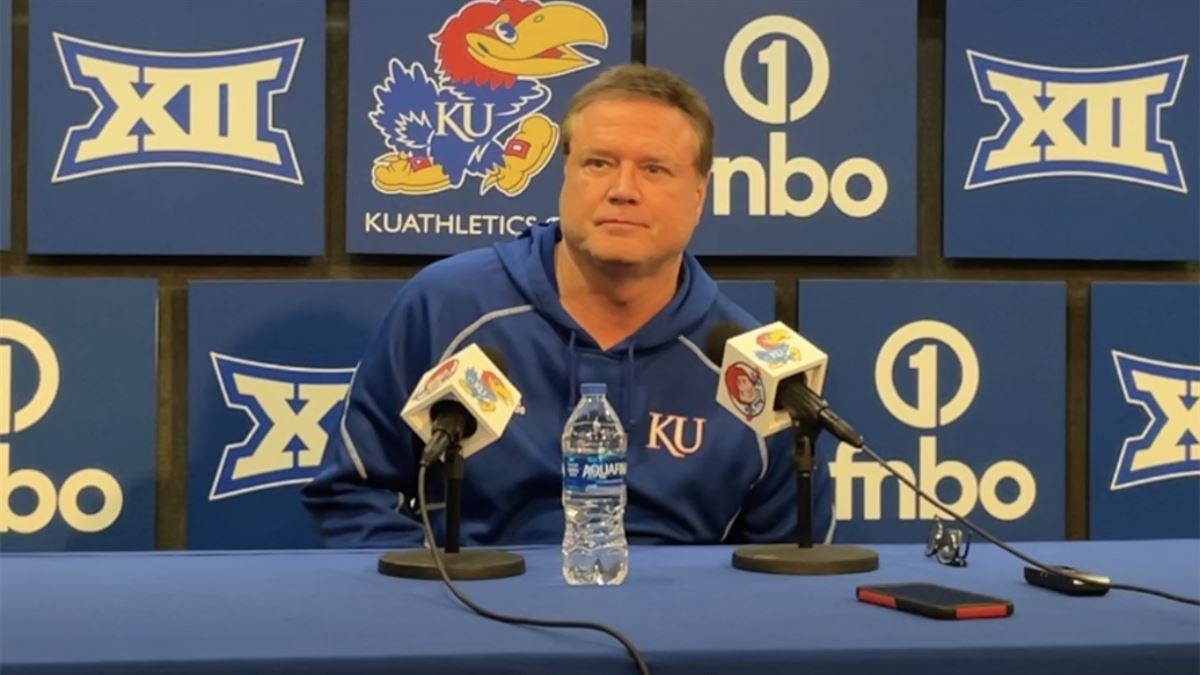 WATCH Bill Self, Hunter Dickinson react to Late Night in the Phog