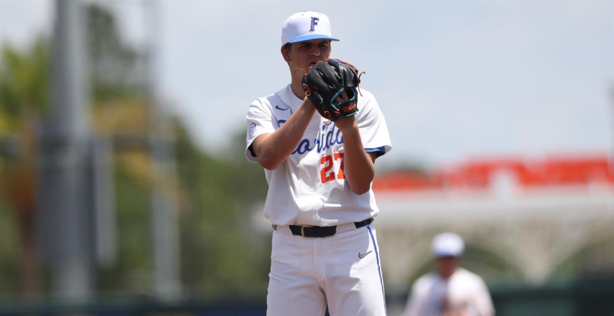 Miami outfielder Dario Gomez runs to first base after singling to