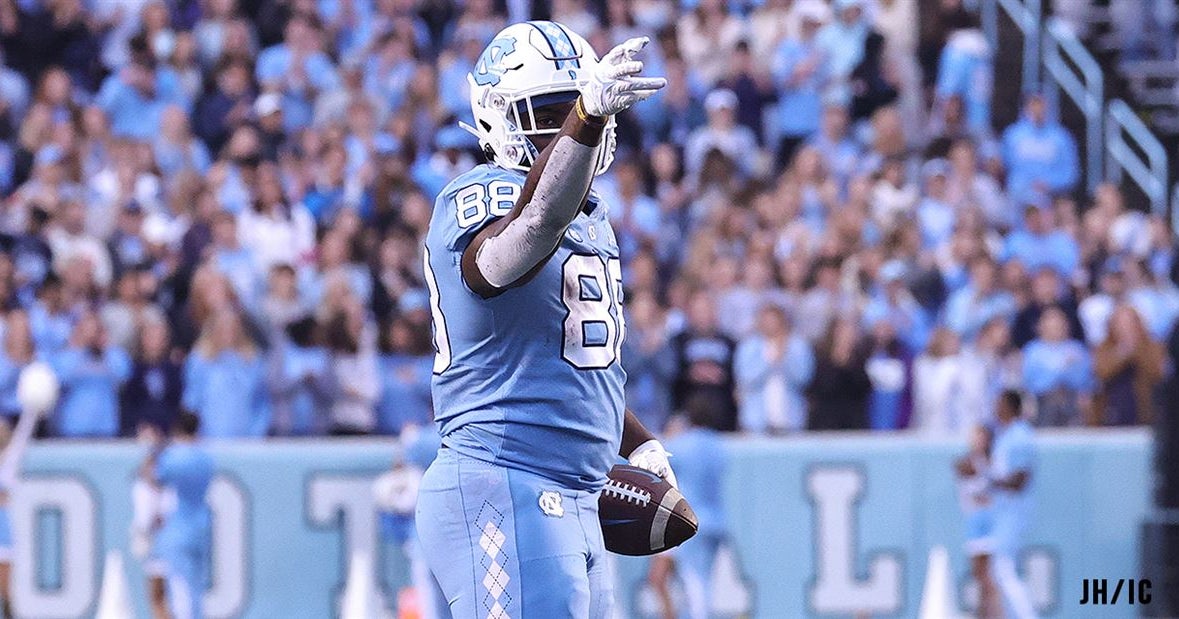 Tight Ends Thriving in North Carolina's Offense Tight Ends Thriving in North Carolina's Offense
