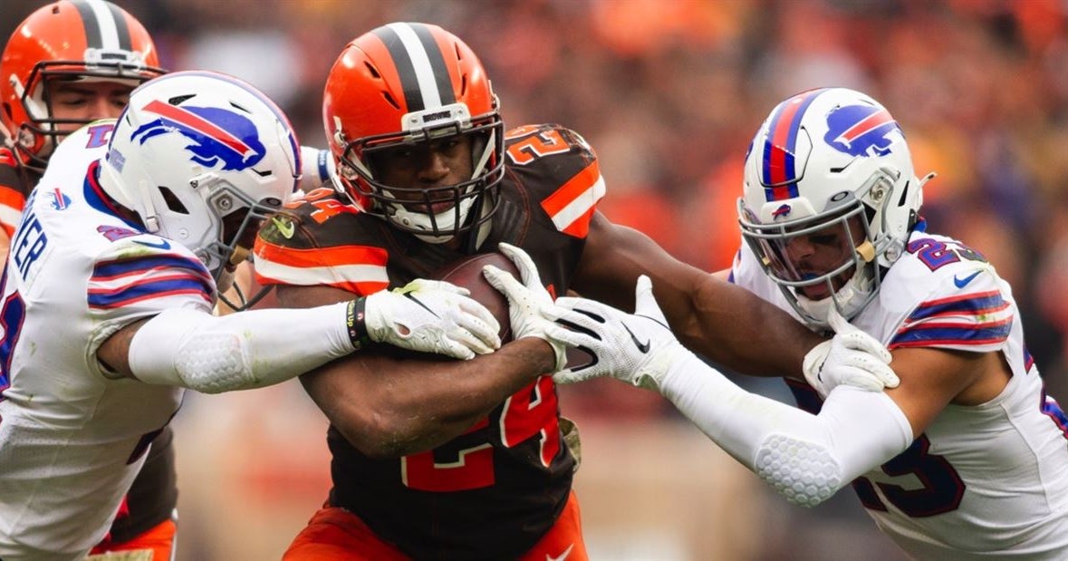 Nick Chubb Is The Nfl S No 1 Running Back Per Pff