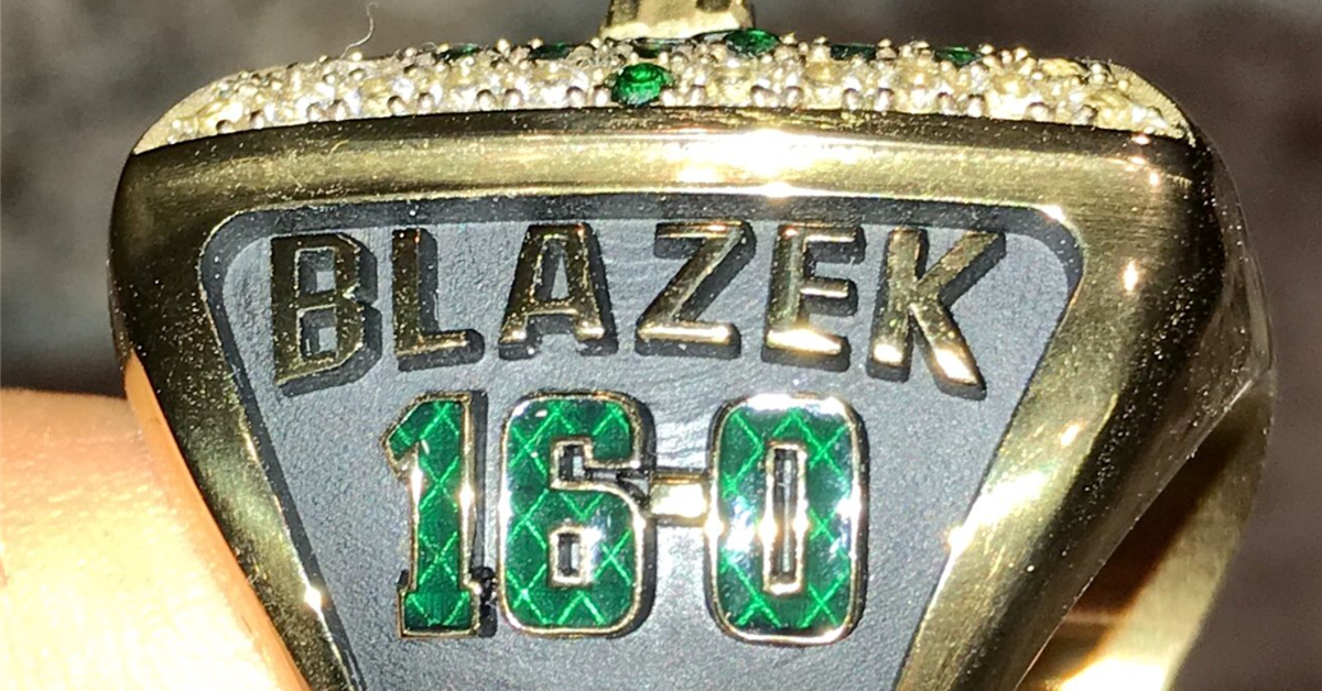Bison Defensive Rings Bison receive their 2019 championship rings