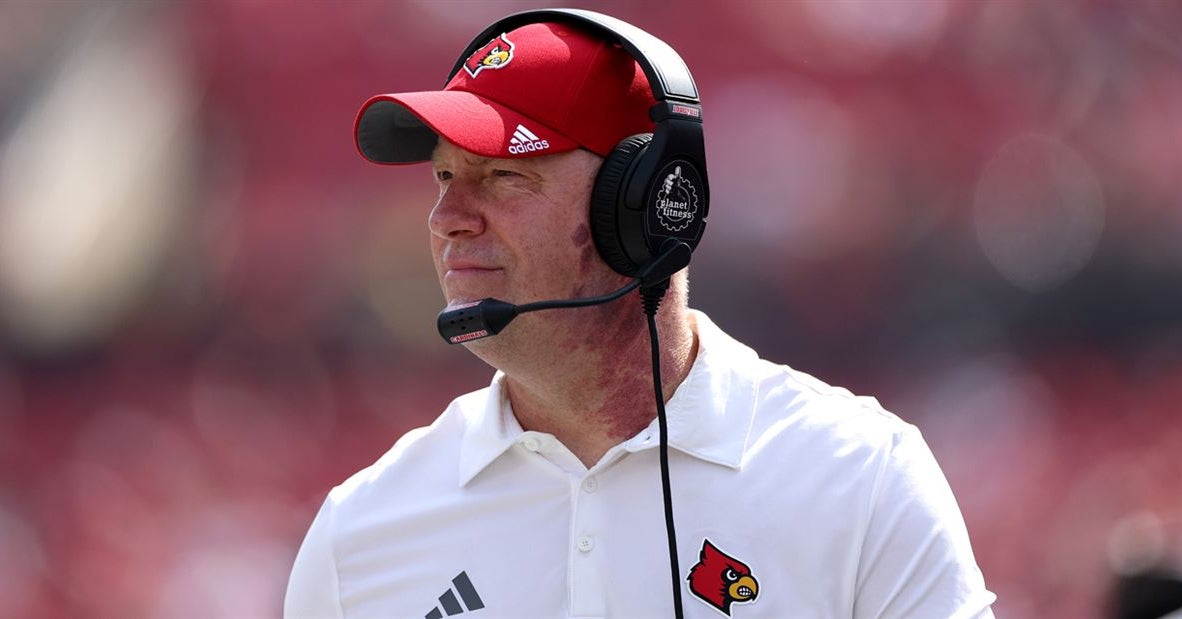 Louisville's Jeff Brohm selected to Dodd Trophy preseason watch list