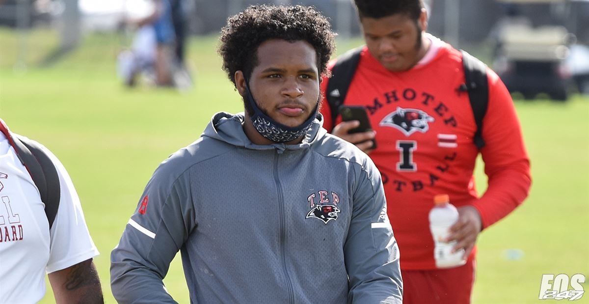 Philly defensive back commits to Huskers - Vimarsana News