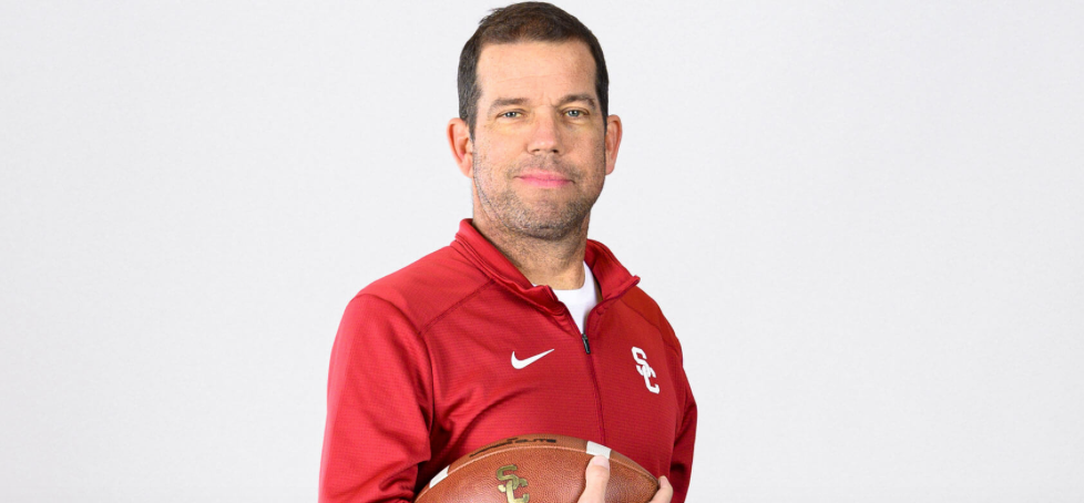 USC football inside receivers coach Dave Nichol dies at age 45