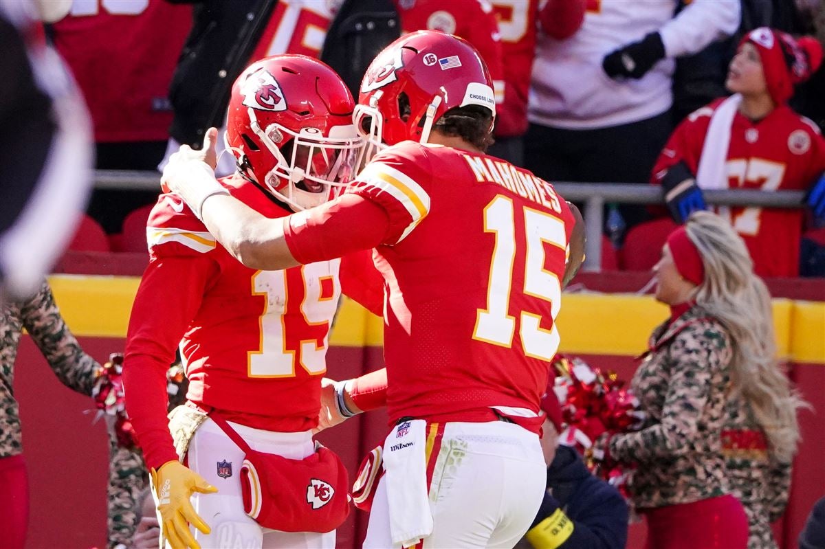 Kansas City Chiefs WR Kadarius Toney scores first NFL touchdown