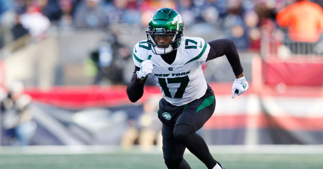 New York Jets wide receiver Garrett Wilson (17) warms up before taking on  the Miami Dolphins during an NFL football game Sunday, Oct. 9, 2022, in  East Rutherford, N.J. (AP Photo/Adam Hunger