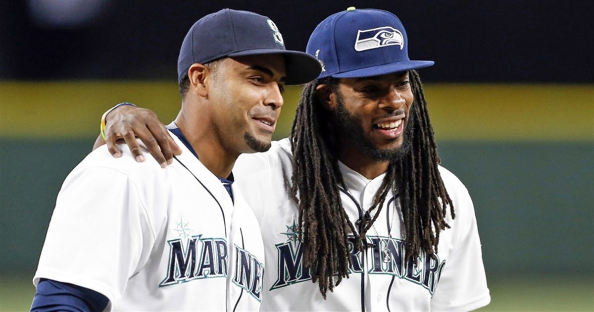 Seattle Seahawks show their support for Mariners' playoff push