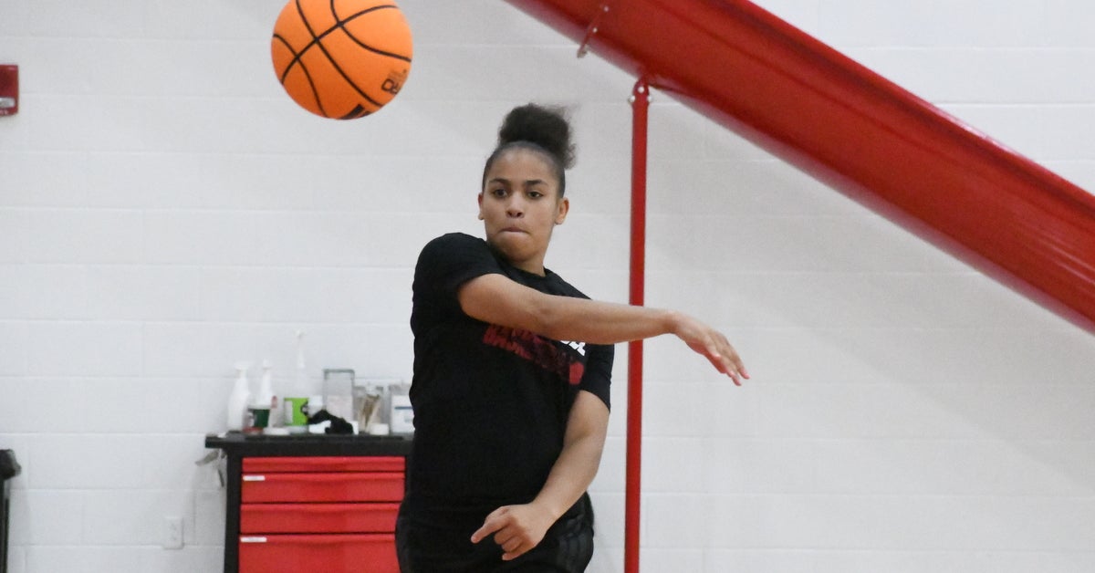 What Stood Out from Louisville WBB’s Open Practice on Monday