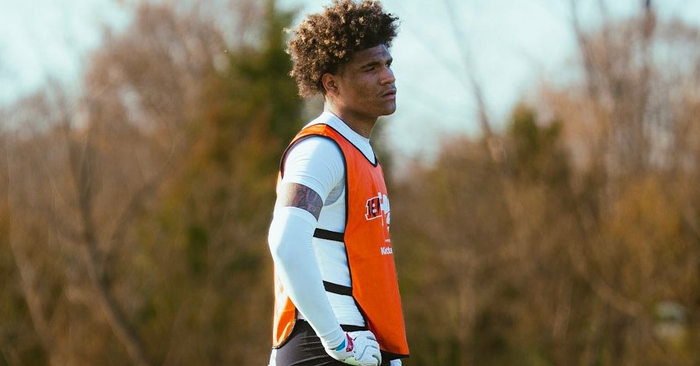 Three-star 2027 Ohio DB Hezikiah Kelley locks in Illini official visit: 'I think I can fit very well'