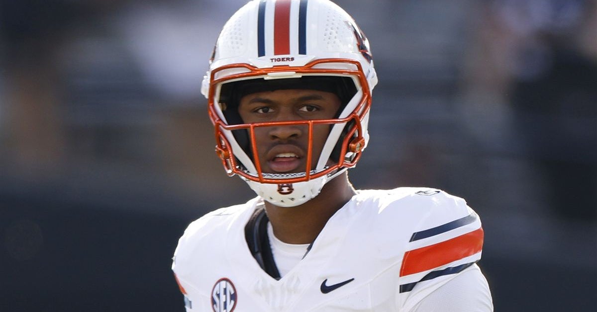 Auburn to start freshman Deuce Knight at QB vs. Mercer