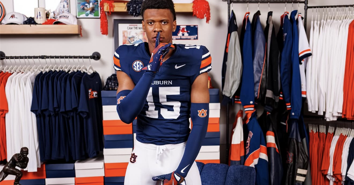 Which schools will Auburn need to fend off to keep its 2027 commits?