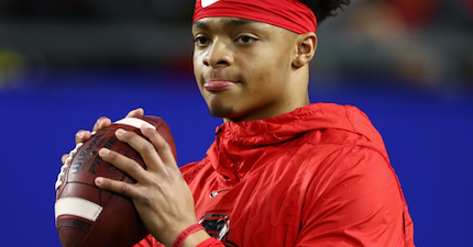 Justin Fields speaks out in support of 2020 season