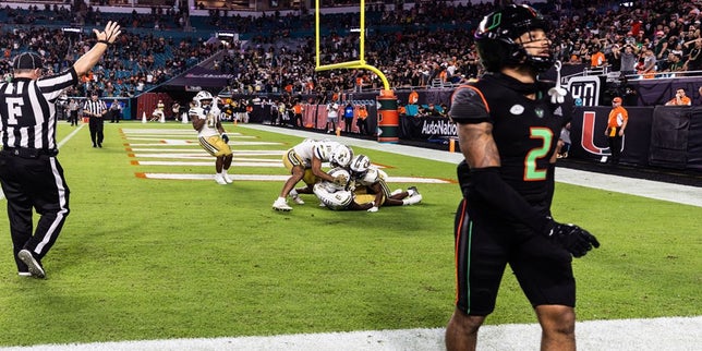 CBS Sports on X: Frank Gore's journey to NFL legend is remarkable. - Won  National Title as freshman at Miami - Tears ACL in '02 & '03 - Slips to  3rd rd