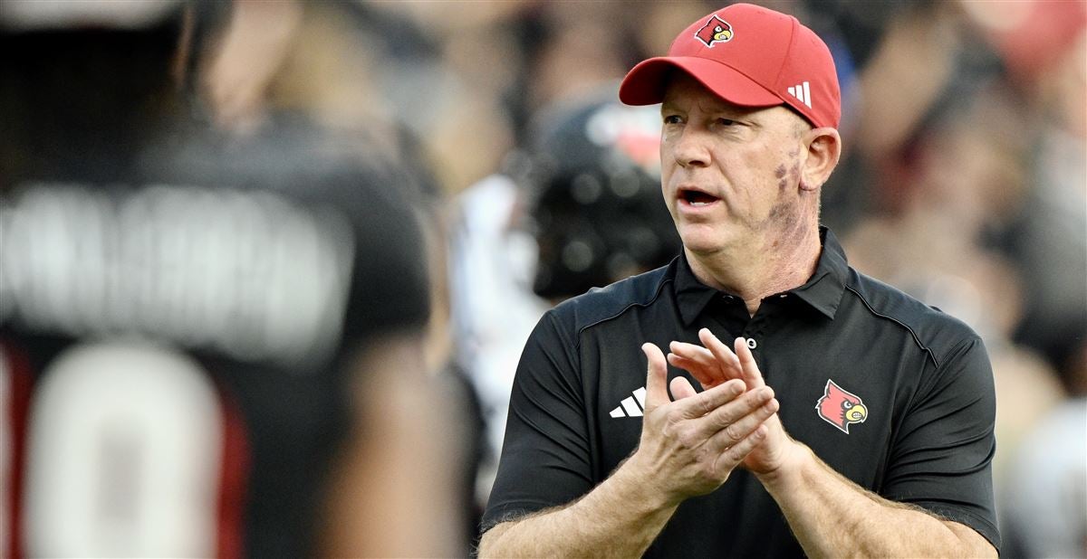 Jeff Brohm and Louisville football blank Murray State at L&N Stadium