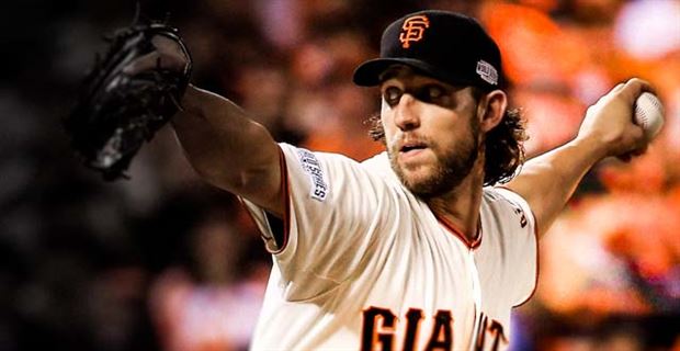 SAN FRANCISCO, CA - OCTOBER 26: Madison Bumgarner #40 of the San Francisco Giants pitches against th