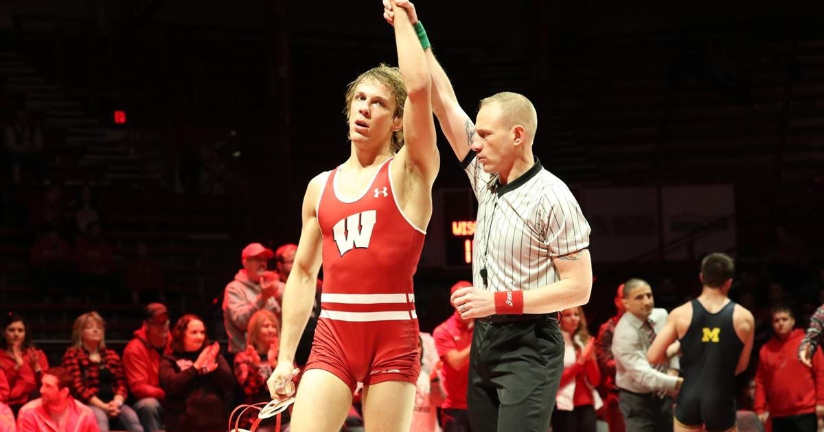 Wisconsin wrestling AllAmerican Evan Wick enters transfer portal