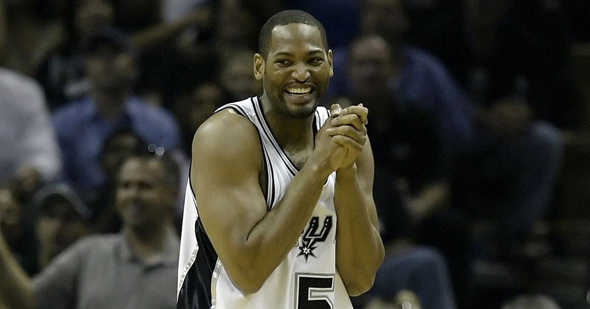 LOOK: Robert Horry returns to Alabama to get degree
