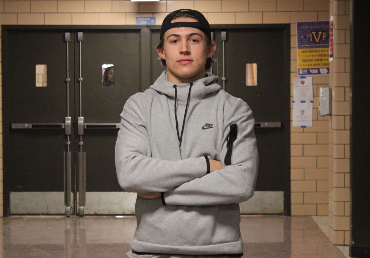 Cedar Rapids Washington three-star safety Watts McBride to walk-on at Iowa - Vimarsana News