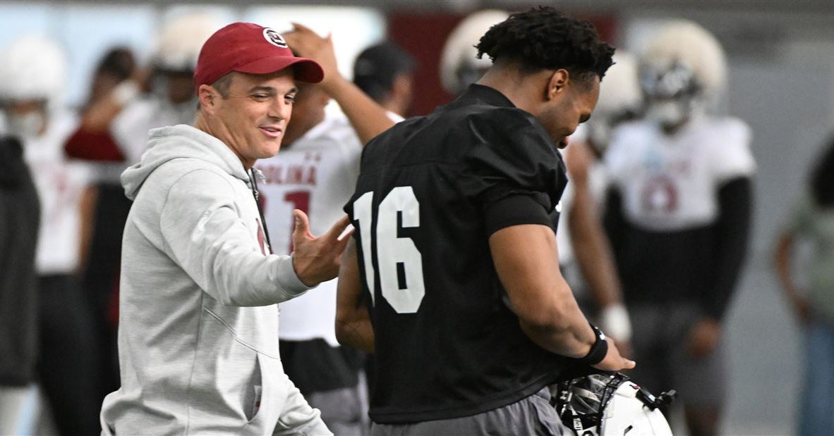 Beamer jabs back at Sellers' internship haters