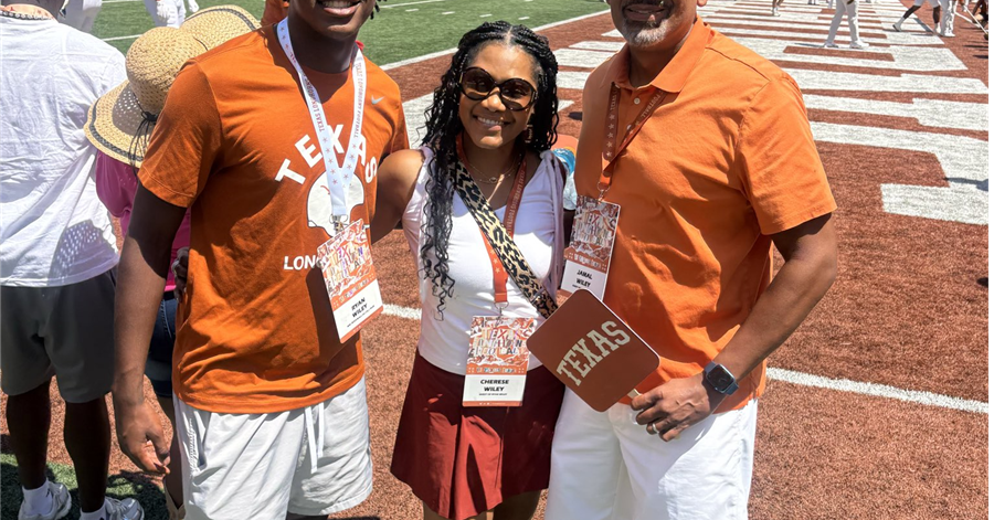 Texas ‘at the top' for 2028 WR Ryan Wiley after first game-day visit