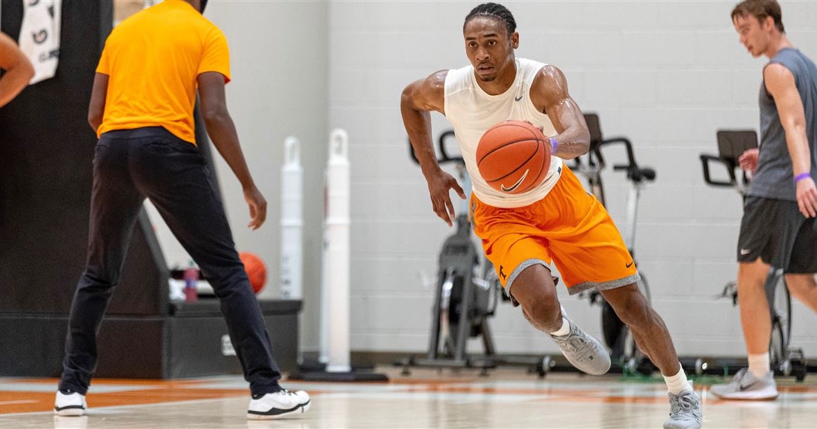 Look Tennessee Basketball Gets Back To Work At Pratt Pavilion