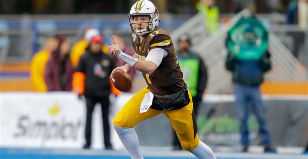 Josh Allen apologizes after offensive tweets from high school surface