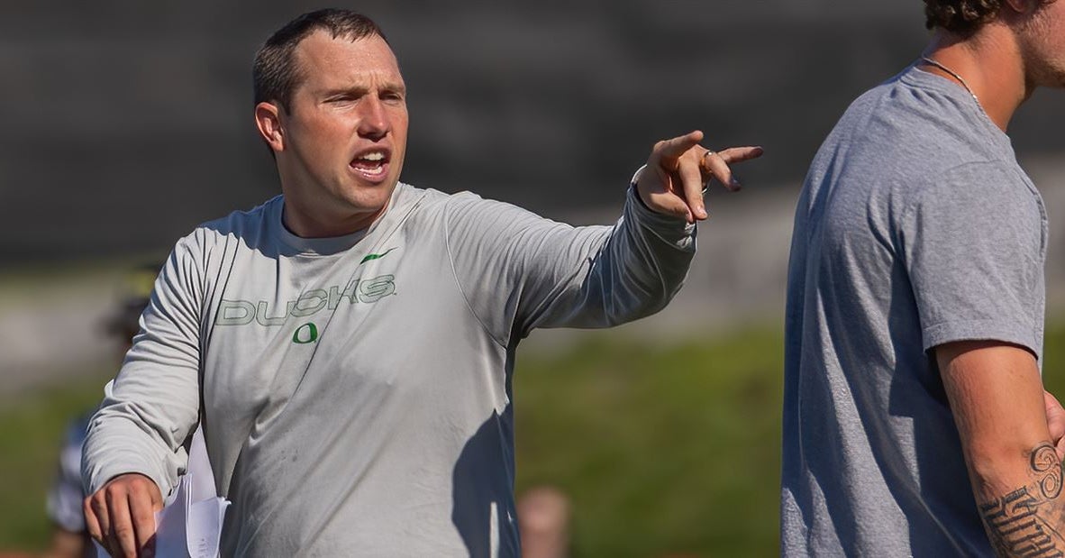 Sources: Arizona State in talks with Oregon OC Kenny Dillingham about head coaching job